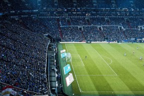 逆境中奋起，球队用拼搏写下最燃篇章！