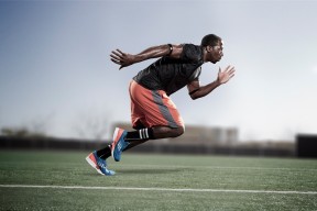 曼联冬窗或引进一名经验型中锋缓解压力，曼联 冬窗