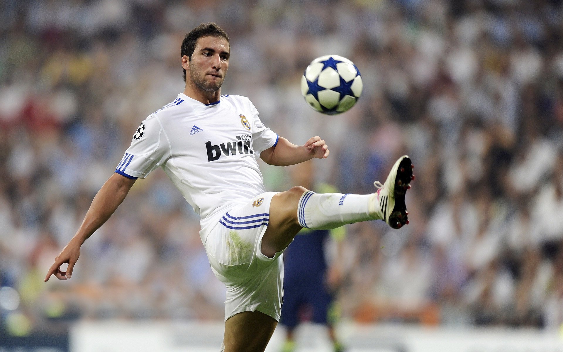 联盟鼓励俱乐部开展多样化市场活动提升粉丝黏性